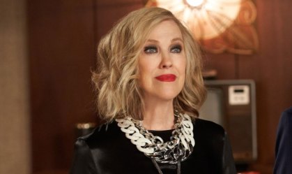 Causa da morte da atriz Catherine O'Hara é revelada; entenda