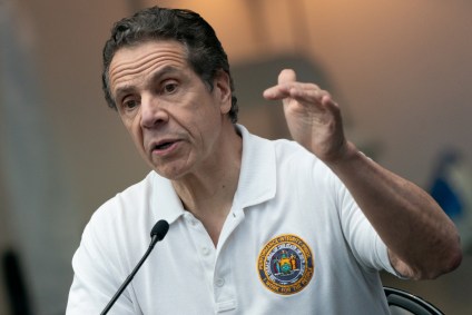 Governador de Nova York, Andrew Cuomo, durante entrevista coletiva