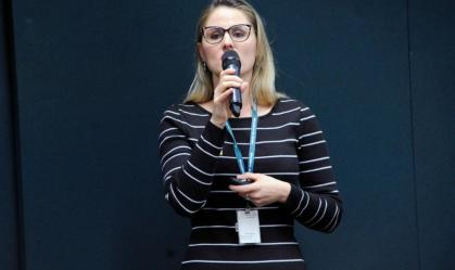 Francieli Fontana Sutile Tardetti Fantinato durante audiência pública