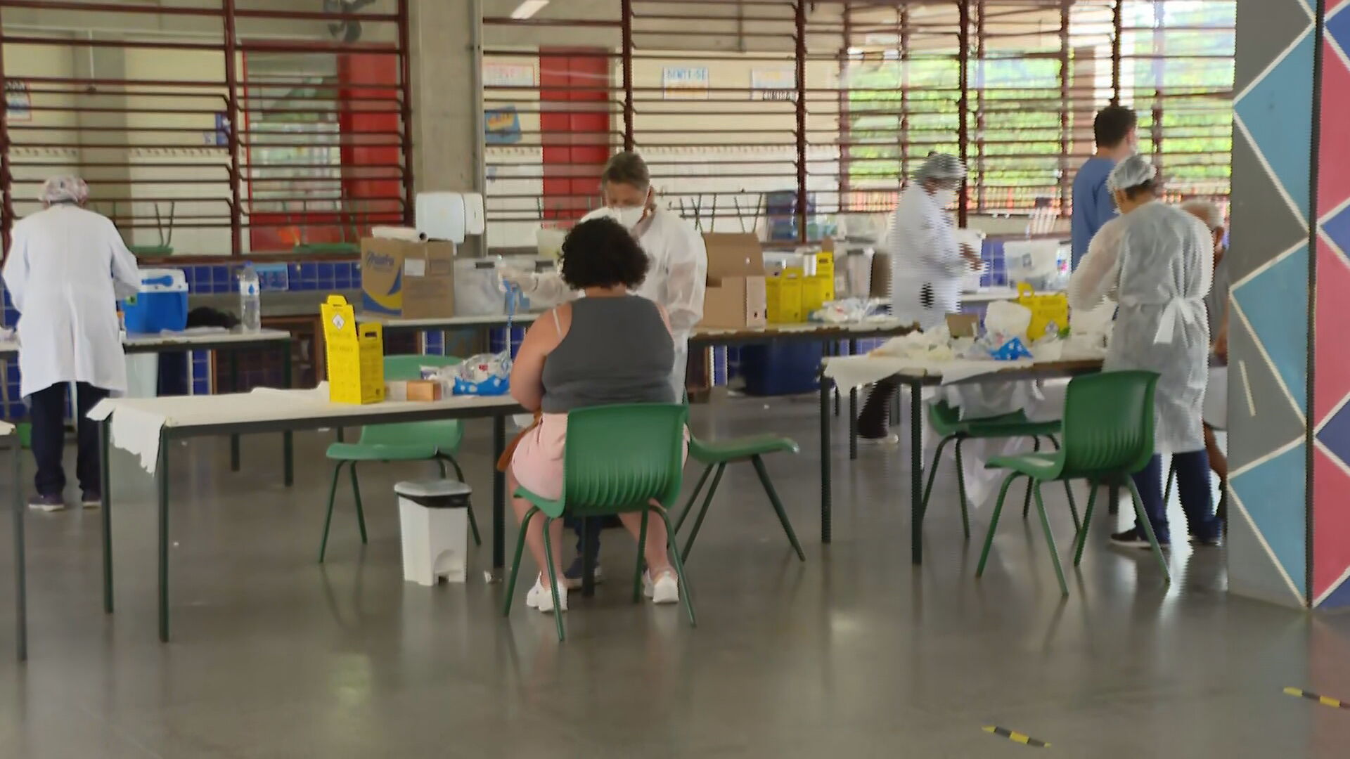 Prefeitura testa profissionais de educação para entender prevalência da Covid-19