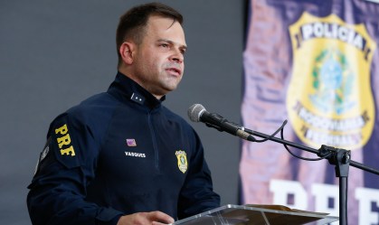 Ex-diretor da PRF quer Bolsonaro como testemunha de defesa em processo