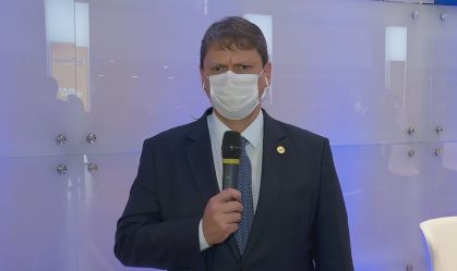 Governo vai cumprir plano de R$ 250 bi em investimentos até 2022, diz ministro