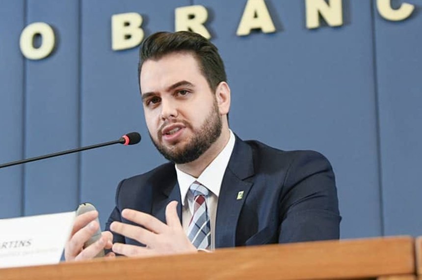 Defesa de Filipe Martins diz que último acesso ao LinkedIn ...