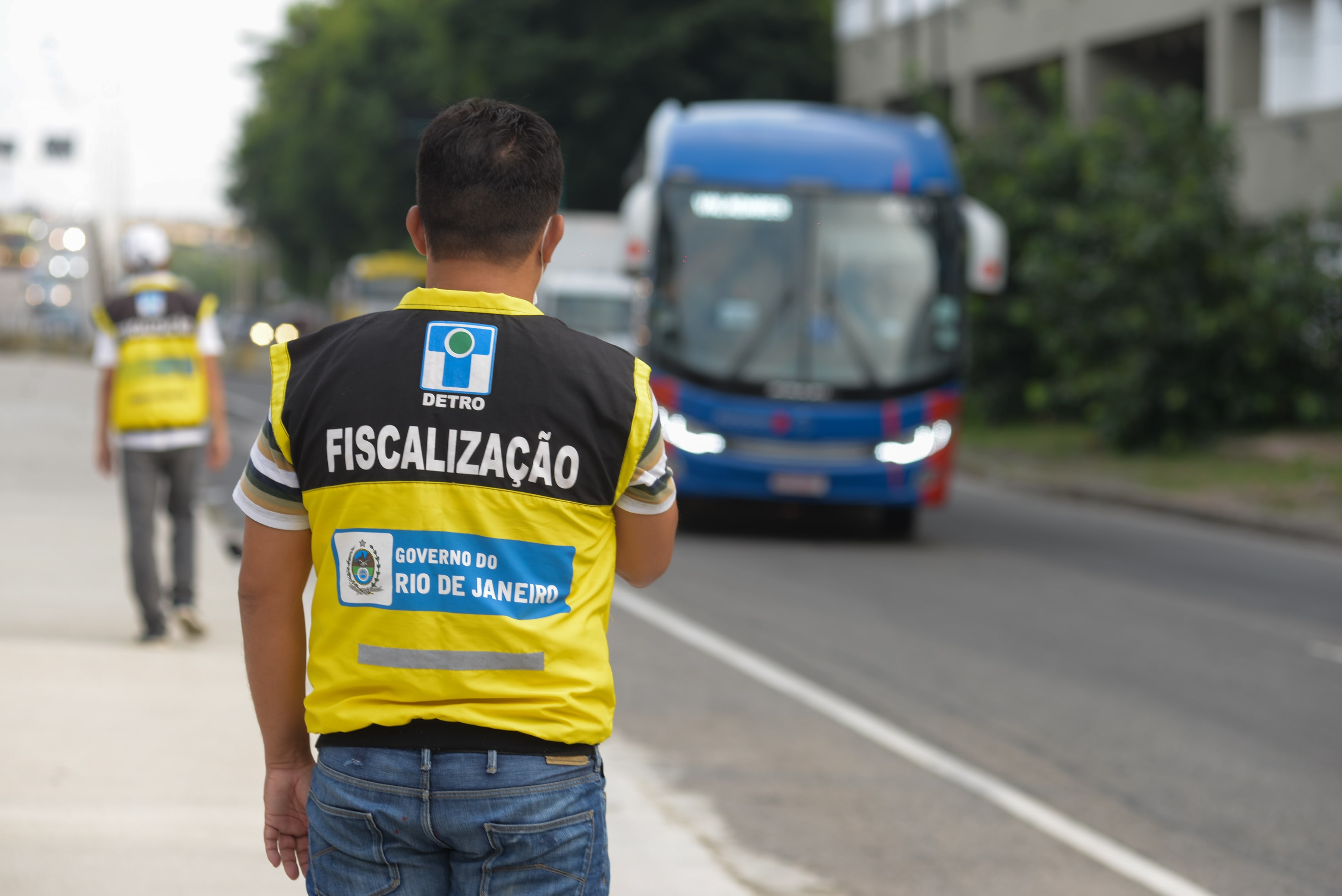Fiscalização das restrições para conter Covid-19 no Rio de Janeiro