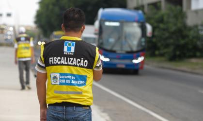 Fiscalização das restrições para conter Covid-19 no Rio de Janeiro