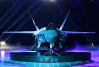 Coreia do Sul lança novo caça KF-21 e entra para a elite dos supersônicos