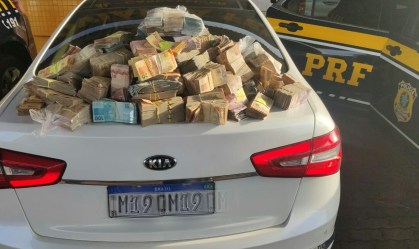 PF encontra mais de um R$ 1 milhão em carro no Paraná