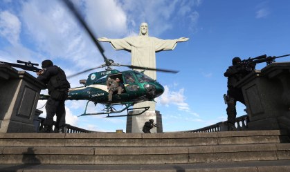 Fachin vota para restringir uso de helicópteros em operações da PM do Rio