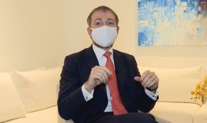 Depois de Monique, André França Barreto também deixa de defender Jairinho