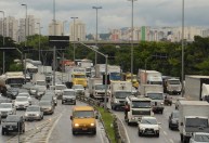 Rodízio de veículos retorna nesta segunda-feira (13) em São Paulo