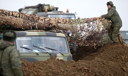 Exército russo faz exercício na região da Crimeia