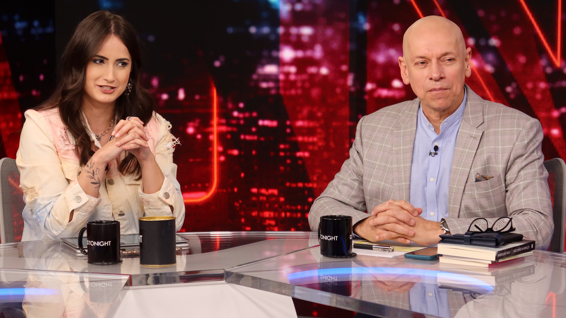 CNN Tonight, apresentado por Mari&nbsp;Palma, Gabriela Prioli e Leandro Karnal