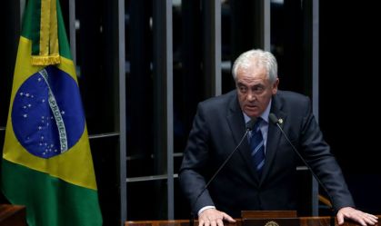 Otto assume CCJ e defende união e “sintonia” com Alcolumbre