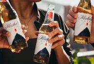 Ingestão de bebida alcoólica durante a gravidez pode causar problemas ao feto