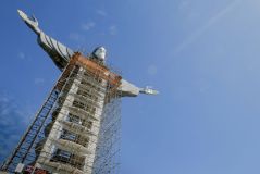 Maior estátua de Cristo do mundo está em construção no México e terá 75m