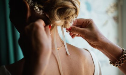 Governo de Nova York autoriza casamento por videoconferência