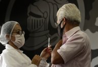 Postos de vacinação no Rio registram falta de vacina da AstraZeneca