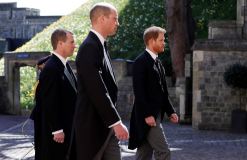 Peter Phillips, Princípe William, e Princípe Harry