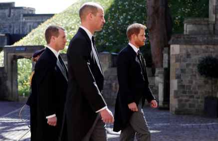 Peter Phillips, Princípe William, e Princípe Harry