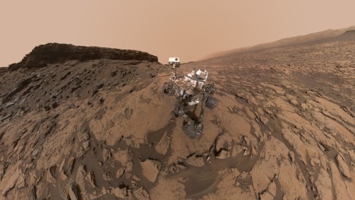 Self feita pelo rover Curiosity, da Nasa, no Monte Sharp, em Marte