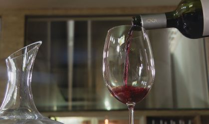 Na França, degustadores de vinhos têm os sentidos afetados após Covid-19