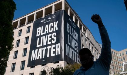 Cinco anos após a morte de Floyd, defensores dizem: "vidas negras importam"