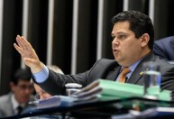 Alcolumbre quadruplica emendas e envia R$ 71 milhões ao Amapá, mas ignora capital