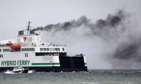 Setor marítimo emite 1 bilhão de toneladas métricas de dióxido de carbono ao ano