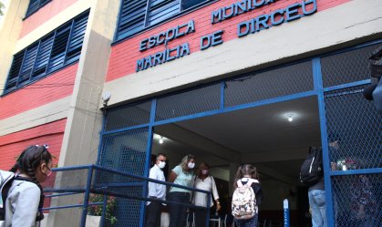 Retomada às aulas presenciais no RJ