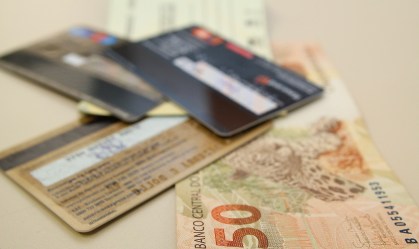 Dia do Consumidor: conheça direitos que impactam diretamente o seu bolso