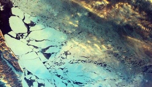A ilha Sakhlin, na costa da Rússia, ao norte do Japão