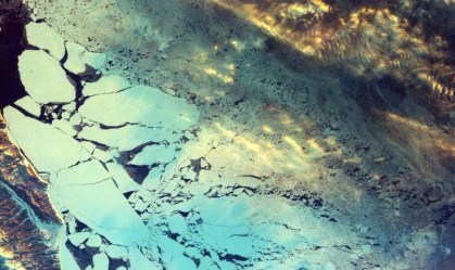 A ilha Sakhlin, na costa da Rússia, ao norte do Japão