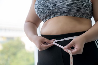 Barriga saliente pode ser um sinal de problemas de saúde