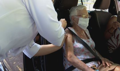 Vacinação contra a Covid-19 na Marquês de Sapucaí 