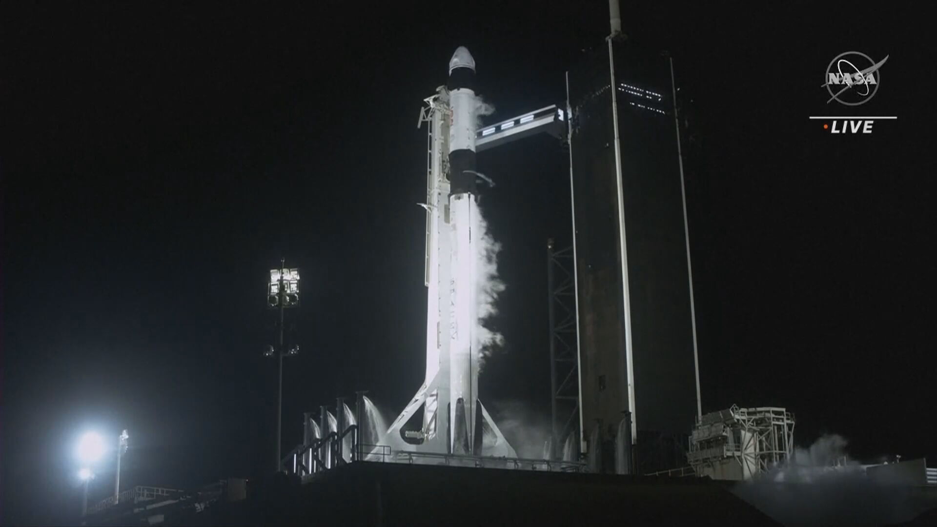Nasa envia quatro astronautas para a Estação Espacial nesta sexta-feira (23)