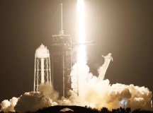 Foguete SpaceX Falcon 9 decola desde o lançamento