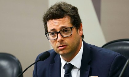 Assessor de Bolsonaro diz que "Cid mente" e delação é "inventada"