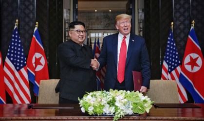 Trump deseja 'sorte' a Kim Jong Un, mas diz desconhecer seu estado de saúde