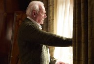 Anthony Hopkins ganha Oscar de melhor ator vivendo idoso com perda de memória