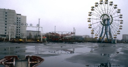Um parque de diversões abandonado em Pripyat, a três quilômetros de Chernobyl