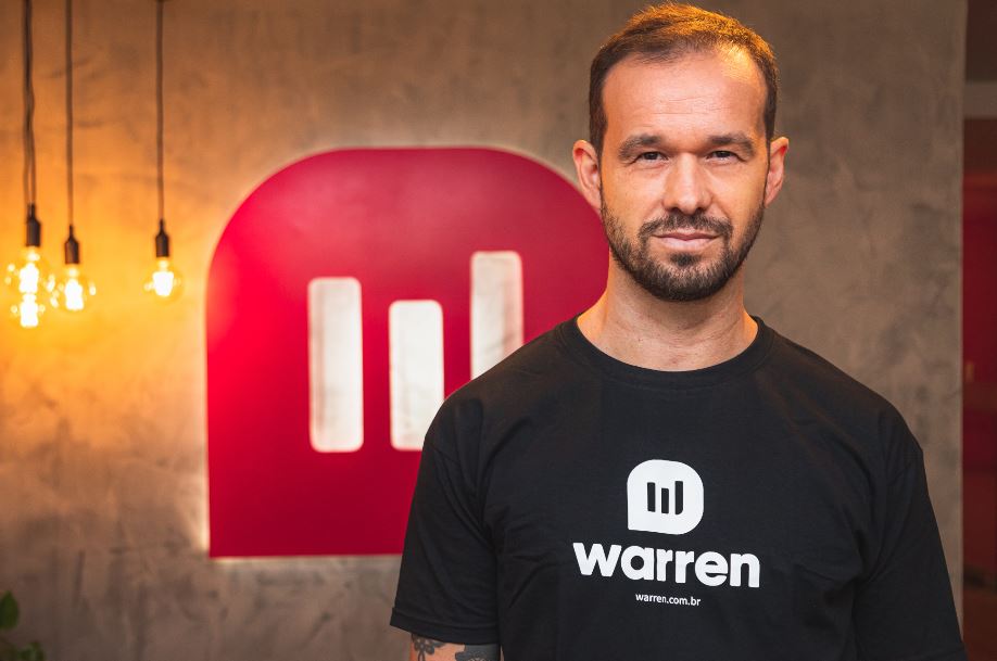 Tito Gusmão, Warren