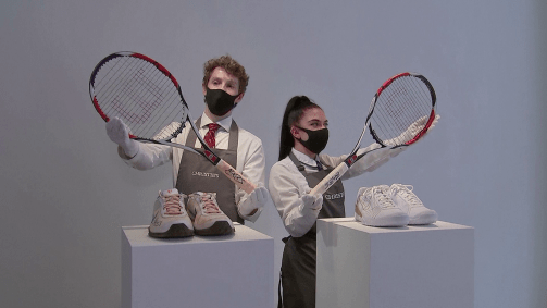 Tênis e raquete usados por Federer em Roland Garros tem preço de R$ 529 mil