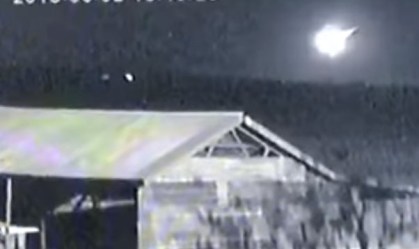 O meteorito atravessou o céu de Botsuana