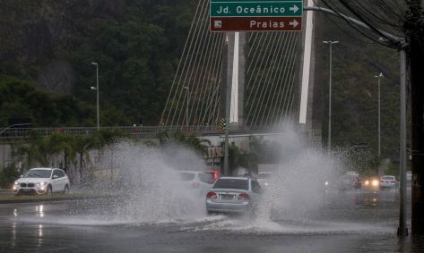 Chuva forte interdita casas na zona sul do Rio de Janeiro