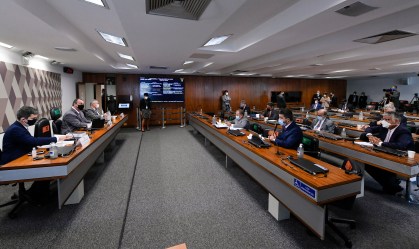 Segunda sessão da CPI da Pandemia convocou ex-ministros e aprovou requerimento