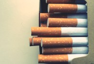 Governo eleva preço mínimo e reajusta imposto sobre cigarros
