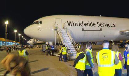 Últimas da Covid-19: capitais recebem vacina da Pfizer, país tem 983 mortes