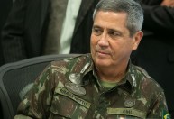 Braga Netto avalia ficar em silêncio durante depoimento à CPMI do 8/1, dizem fontes