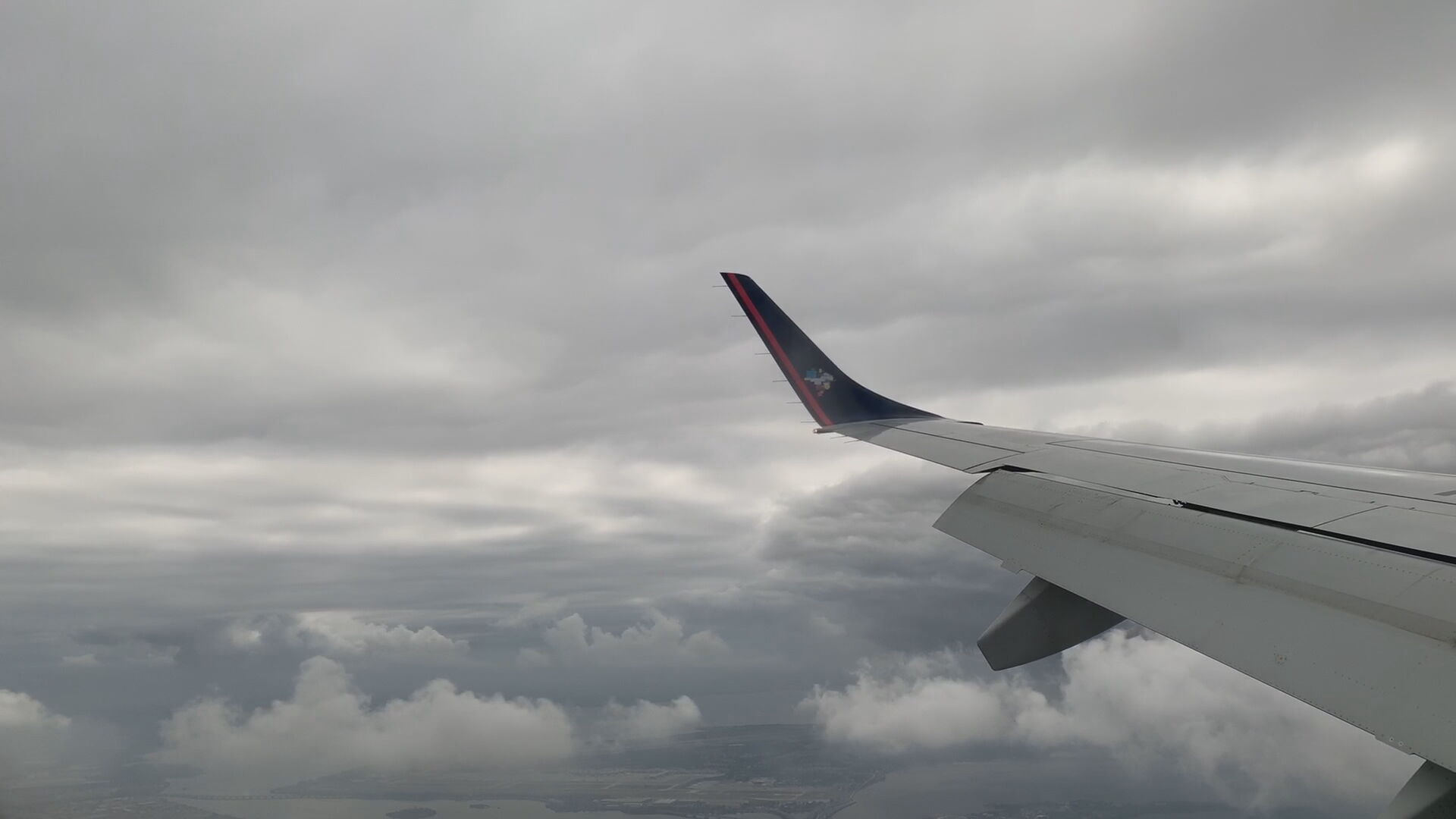 Cias aéreas preveem até 3 anos para retomada, mas esperam melhoras no fim do ano
