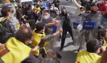 Dia do Trabalho é marcado por manifestações pelo mundo